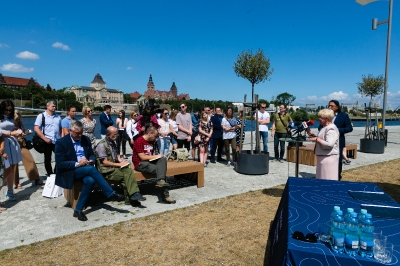 radni podczas podpisywania umowy-18