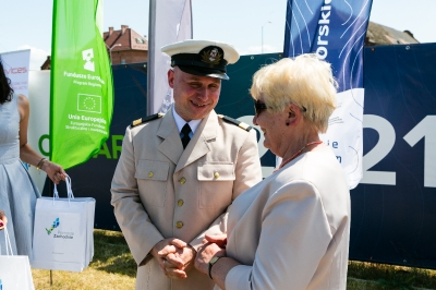 radni podczas podpisywania umowy-37