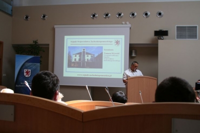 Uczniowie klas II Zespołu Szkół im. I. Łukasiewicza w Policach (10 czerwca 2008)