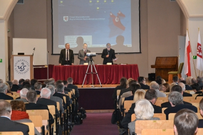 Pierwsze w historii regionalnego samorzadu wspolne obrady_6