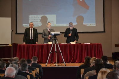 Pierwsze w historii regionalnego samorzadu wspolne obrady_7