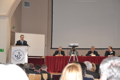 Pierwsze w historii regionalnego samorzadu wspolne obrady_10